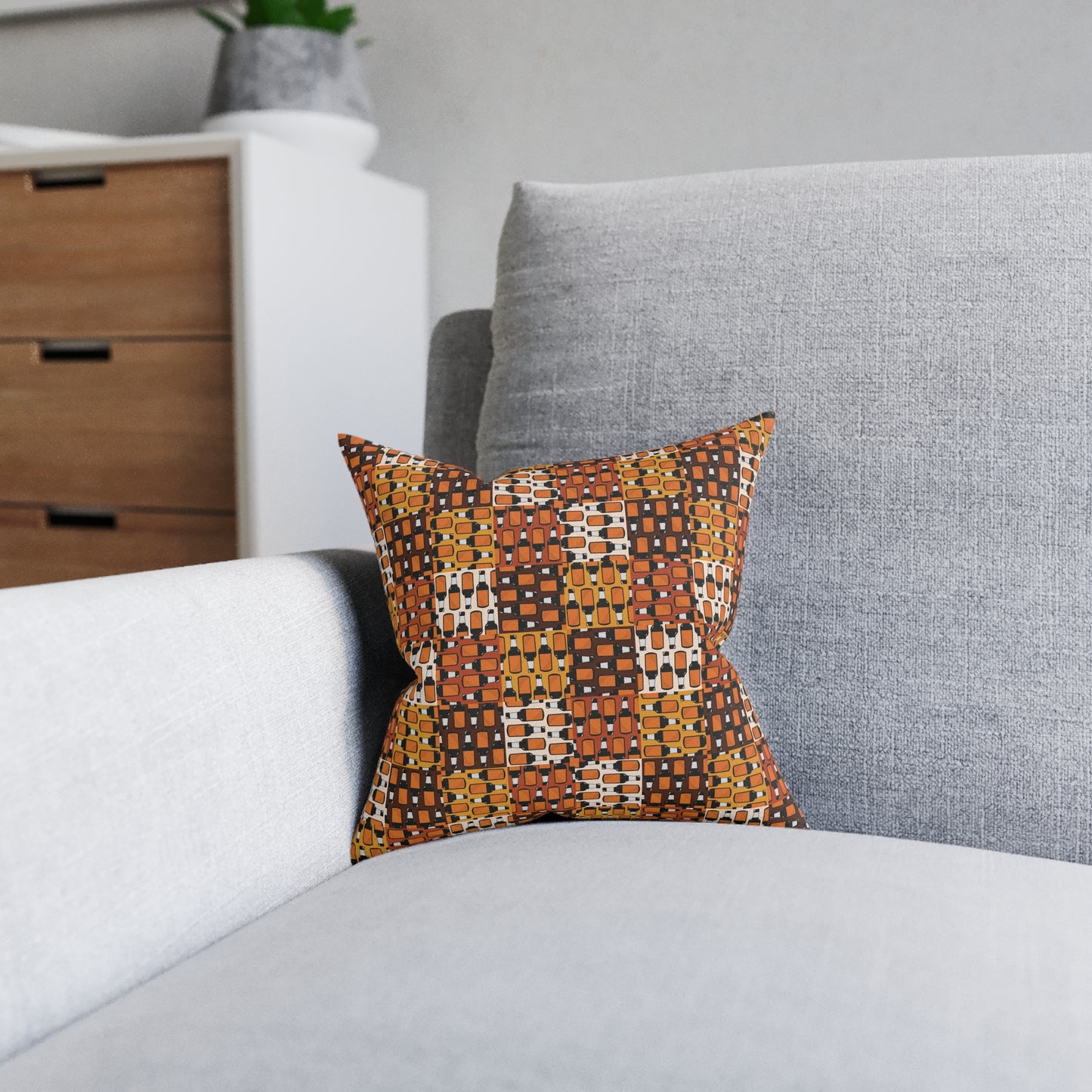 Geometric Retro Hendo's Cushion